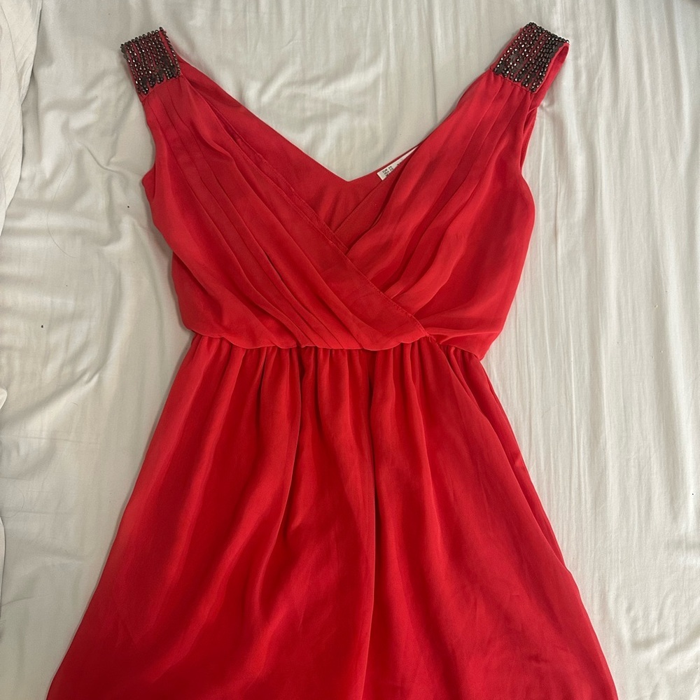 Zara Elegant Red Sleeveless Dress